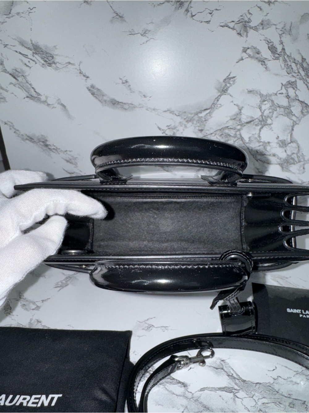 Never used Saint Laurent Nano Sac de Jour Patent Leather Top Handle bag in Black - Picture 6 of 10